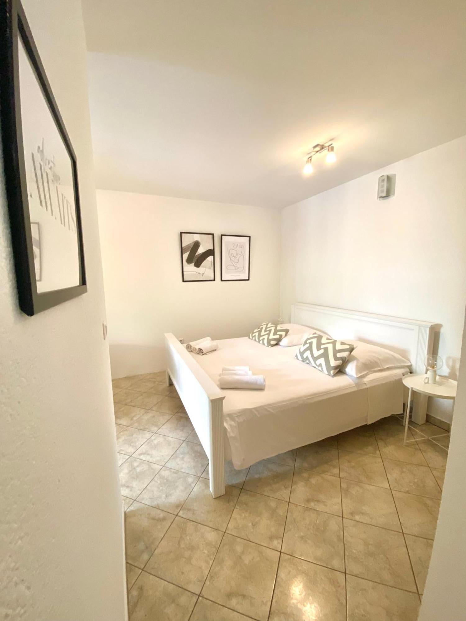 Santa Lucia Appartement Split Buitenkant foto